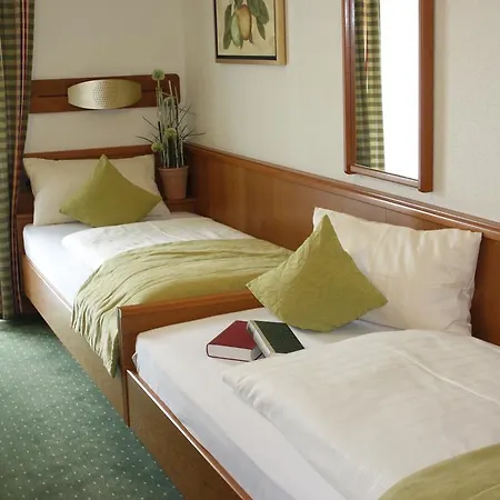 Rossmayer Hotell *